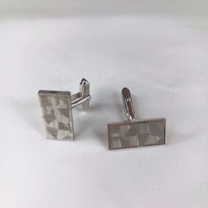 Silver Rectangle Cuff Links.